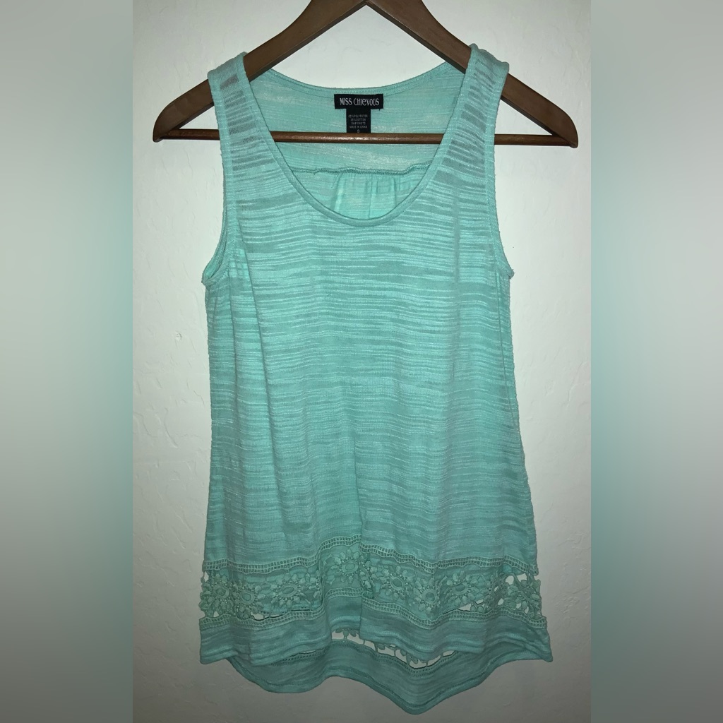 Sleeveless Mint Green Lace Hem Top